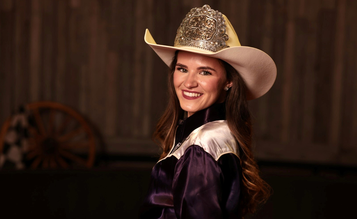Breanna Correia dons a cowboy hat, embodying a stylish fusion of country and contemporary fashion.