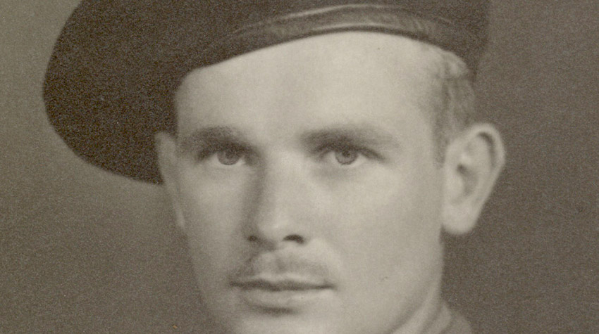 Alumnus Capt. Douglas Gordon Purdy