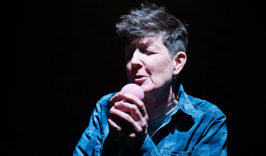 Photo of Jan Derbyshire.