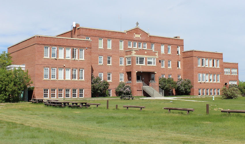 The exterior of Old Sun Community College.