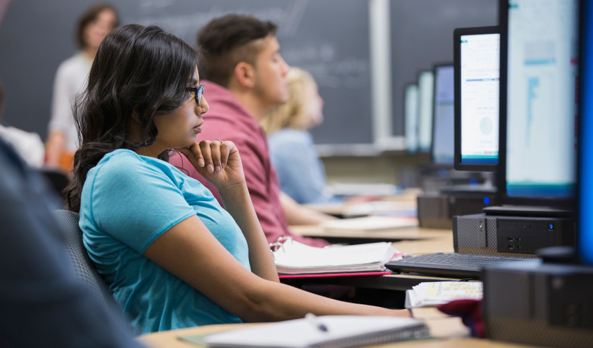 University students working in a computer lab.