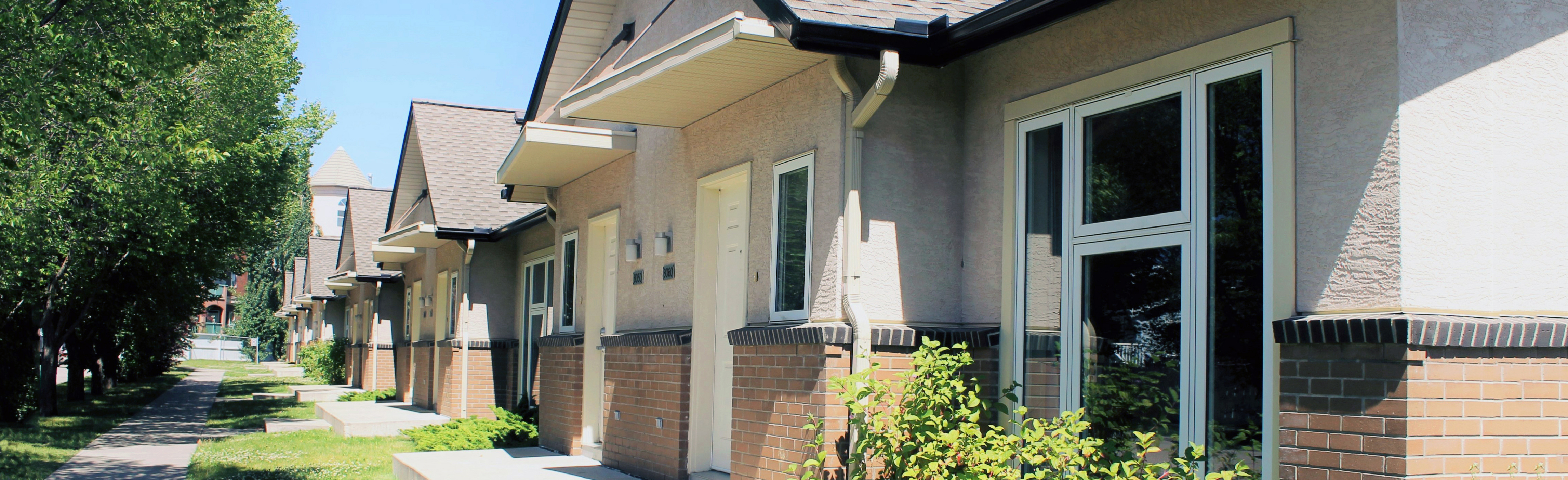 West Residence Townhouses