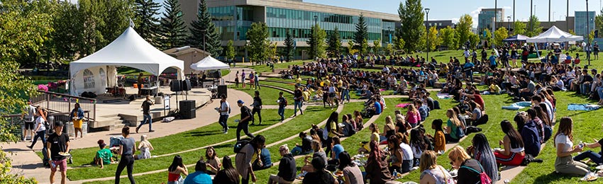 Photo of the TransCanada Amphitheatre filled with students during New Student Orientation 2019 