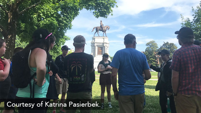 Students gather near a statue of Robert E. Lee, commander of the Confederate Army of Northern Virginia and a controversial figure in American lore. Courtesy of Katrina Pasierbek.