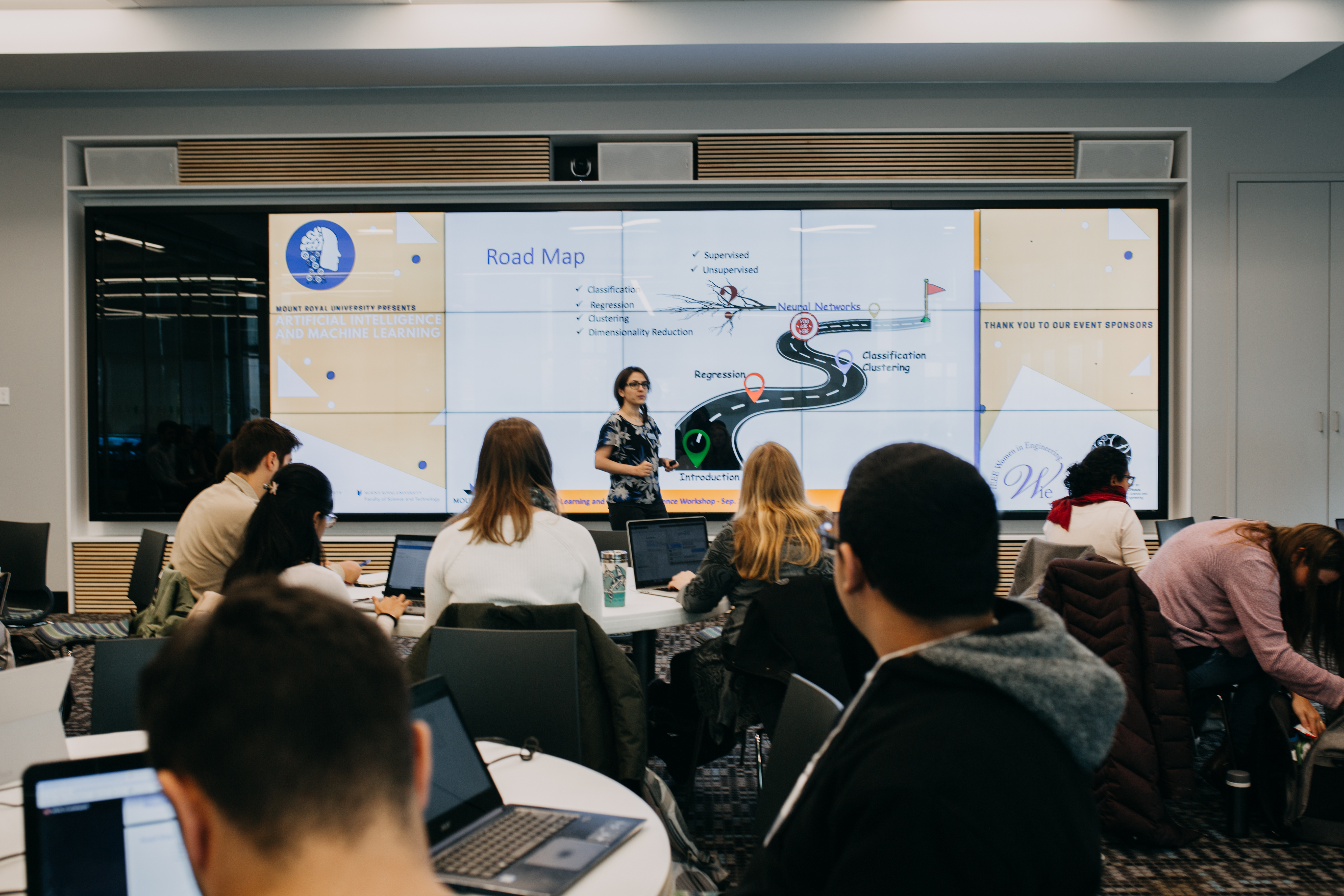 ai2019-1021.jpg